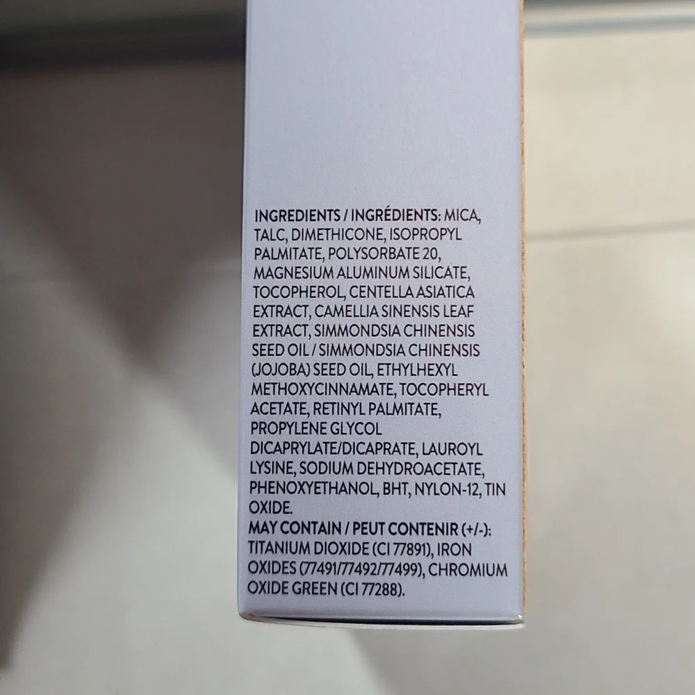 Laura Geller Baked Balance-N-Brighten Color Correcting Foundation-Light W Brush